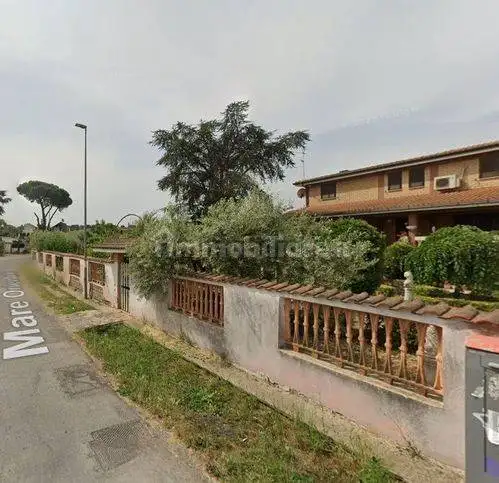 Villa in asta a Ardea