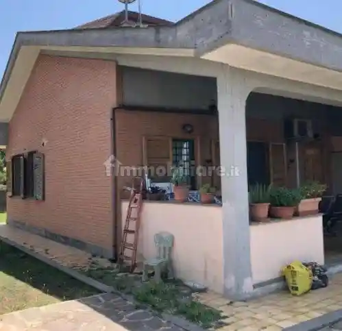 Casa indipendente in vendita a Ardea