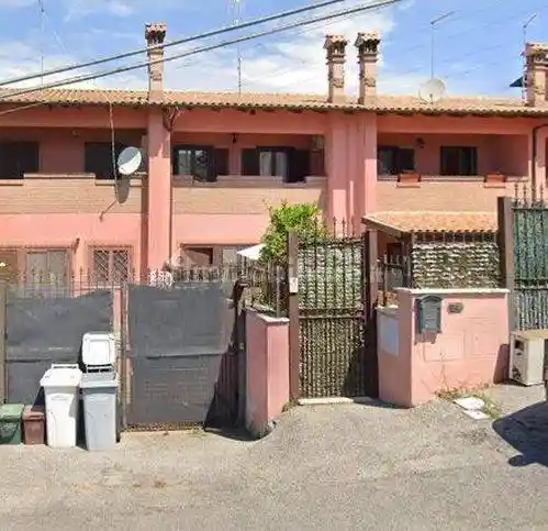 Villetta a schiera in vendita a Guidonia Montecelio