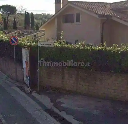 Casa indipendente in vendita a Sacrofano