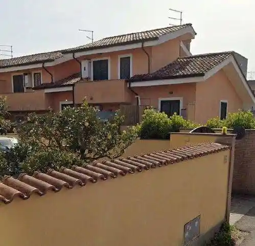 Casa indipendente in vendita a Fiumicino