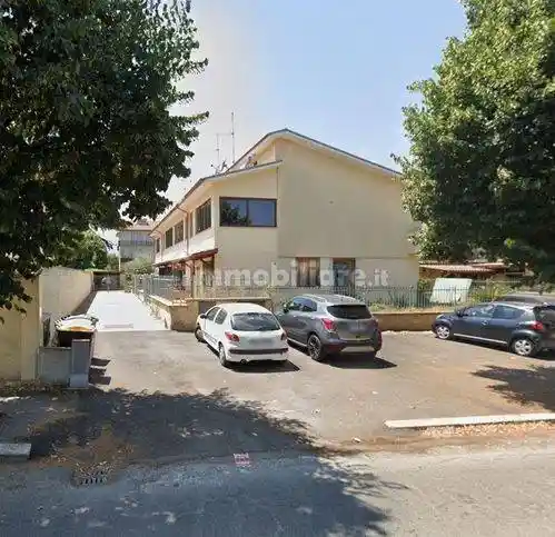 Casa indipendente in vendita a Roma