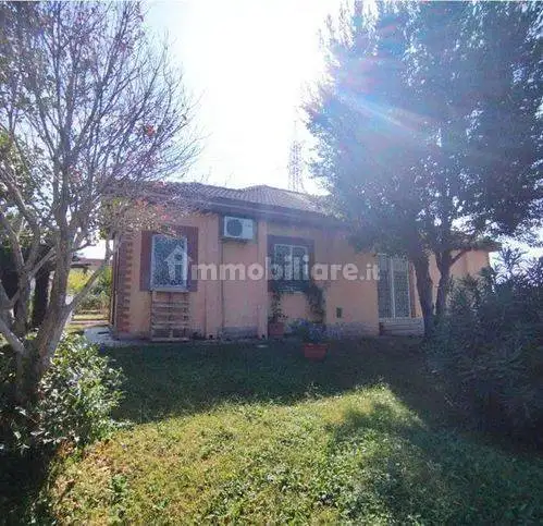 Villa in asta a Roma