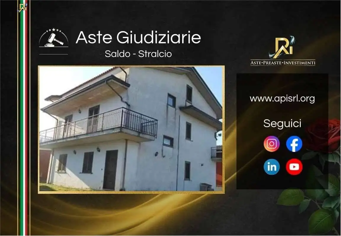 Casa indipendente in asta a Montefalcione