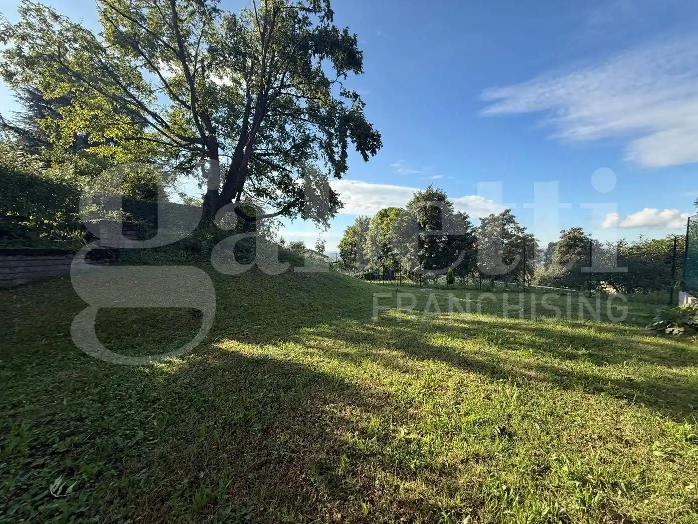 Appartamento in vendita a Erba