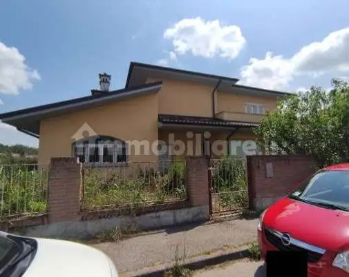 Villa in asta a Roncaro