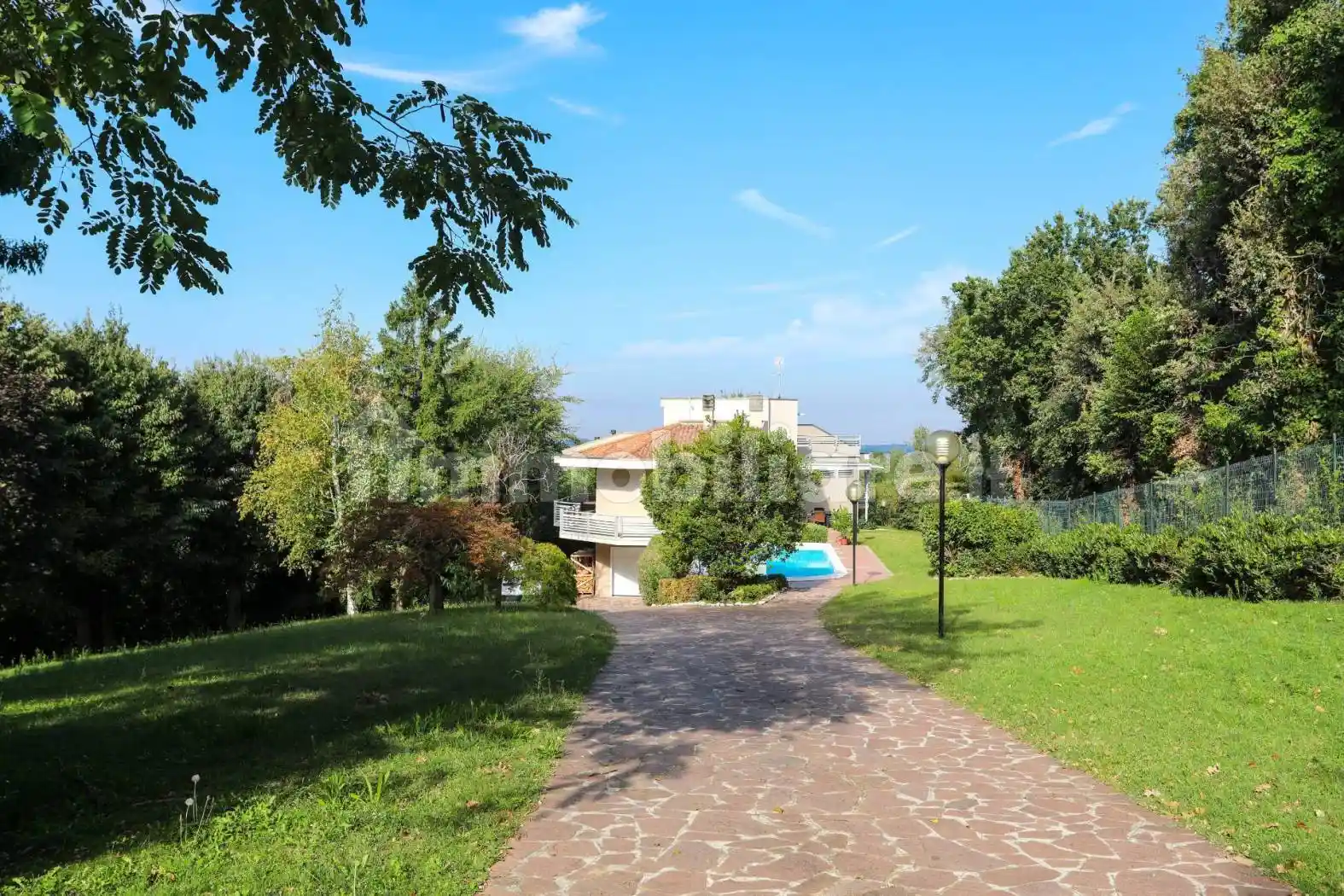 Villa in vendita a Castiglione delle Stiviere