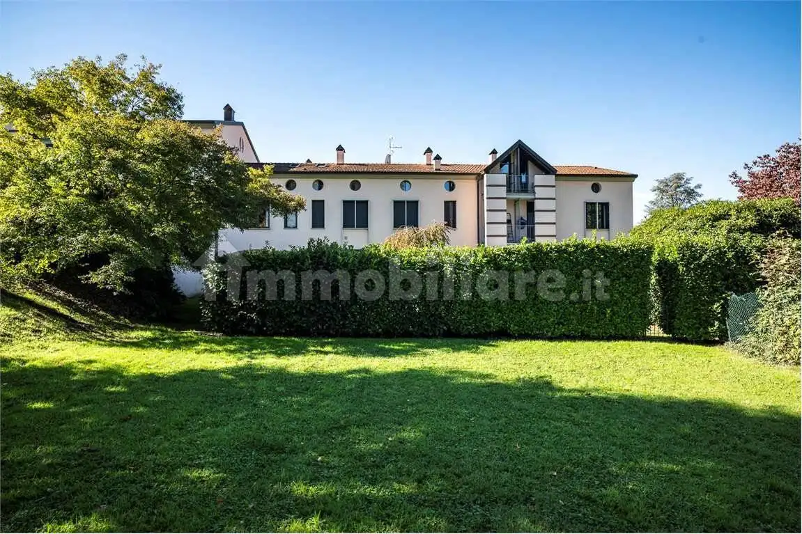 Trilocale via Risorgimento, 39, Buguggiate - foto 2