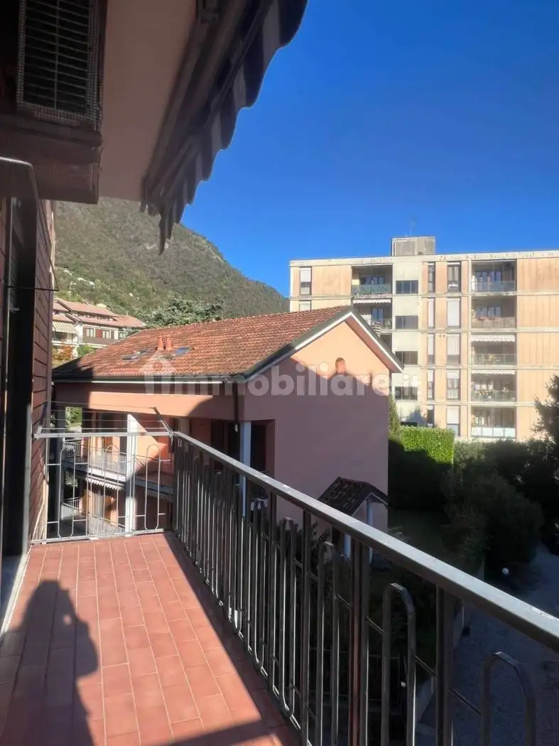 Appartamento in vendita a Maslianico