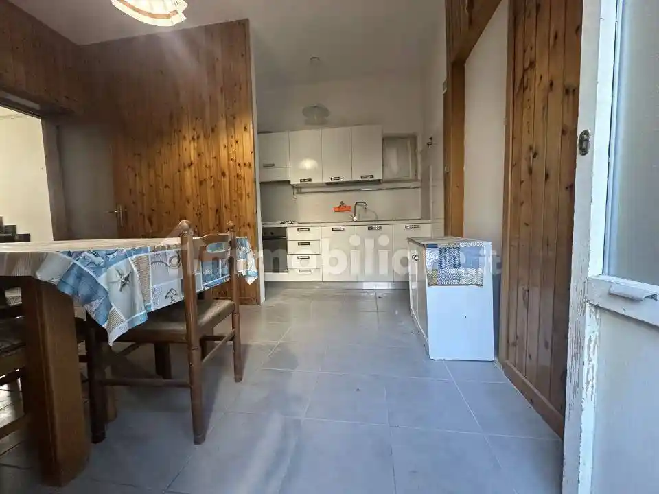 Terratetto plurifamiliare 149 m², buono stato, Centro, Teramo - foto 5