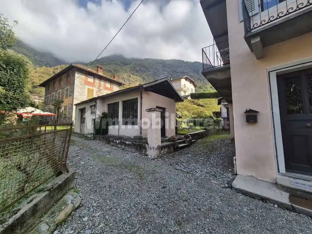 Quadrilocale via Pasquaro, Valmaggia, Varallo - foto 2