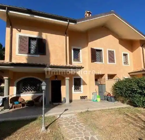 Villa in vendita a Grottaferrata