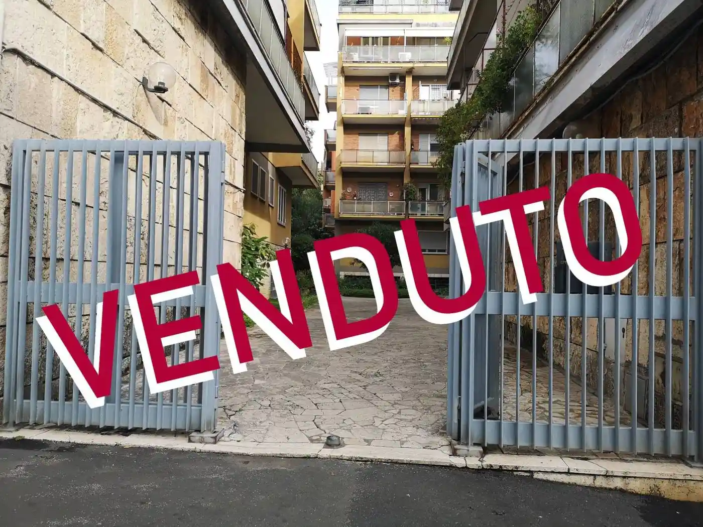 Appartamento in vendita a Roma