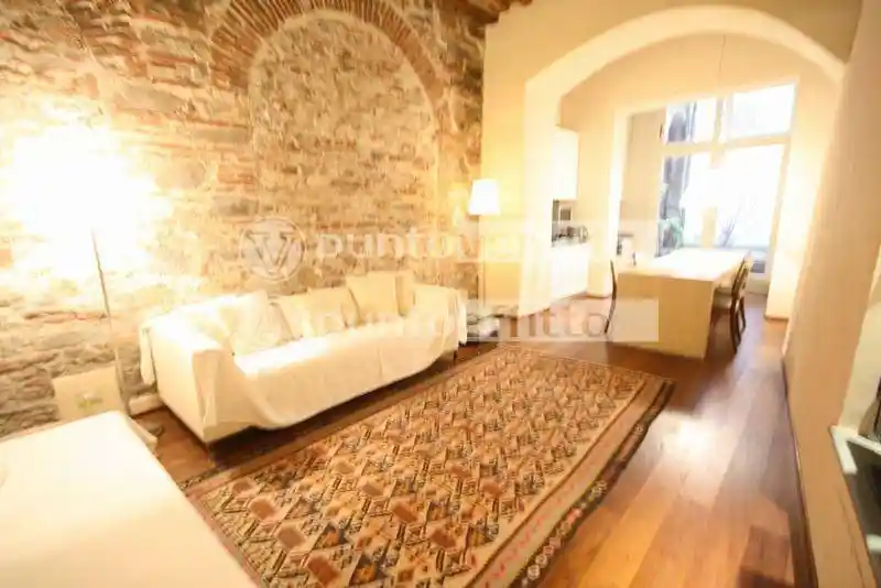 Monolocale via della Fratta,  78, Piazza Anfiteatro - Torre Guinigi, Lucca - foto 4