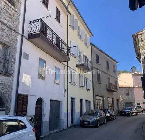 Palazzo - Edificio in vendita a Castell'Azzara
