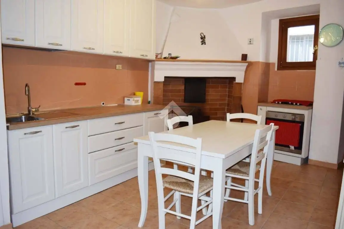 Casa indipendente in vendita a Tagliacozzo