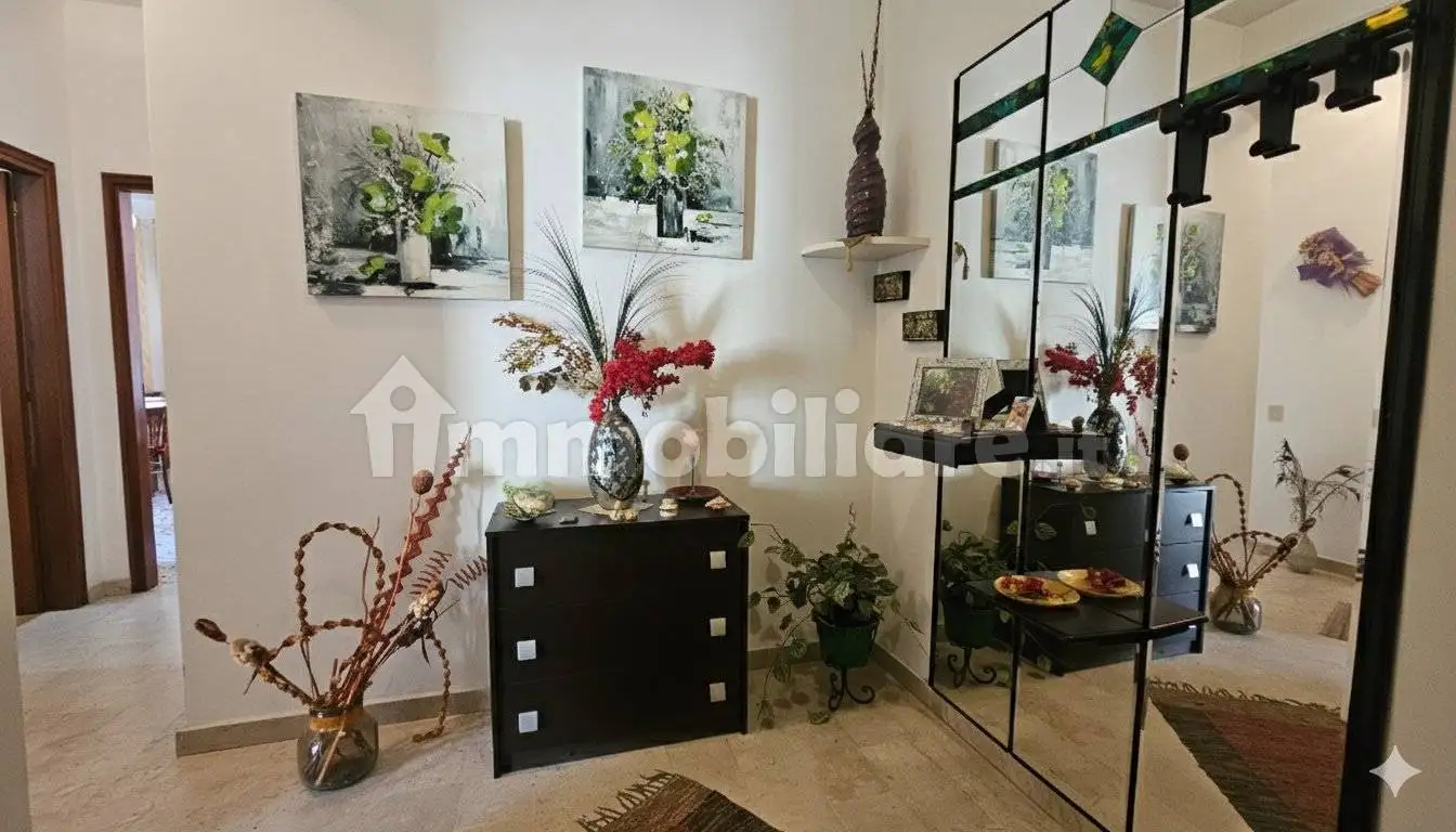 Appartamento in vendita a Brolo