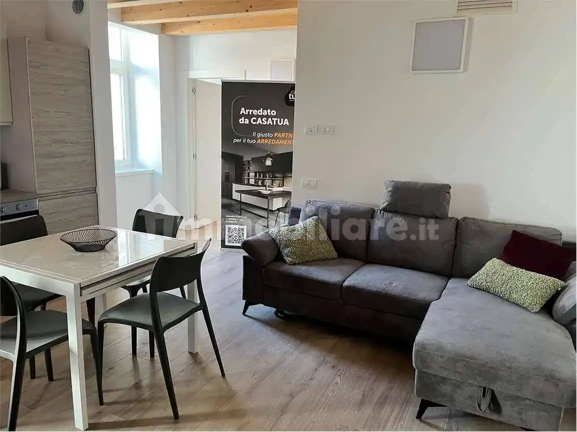 Appartamento in vendita a Rovereto