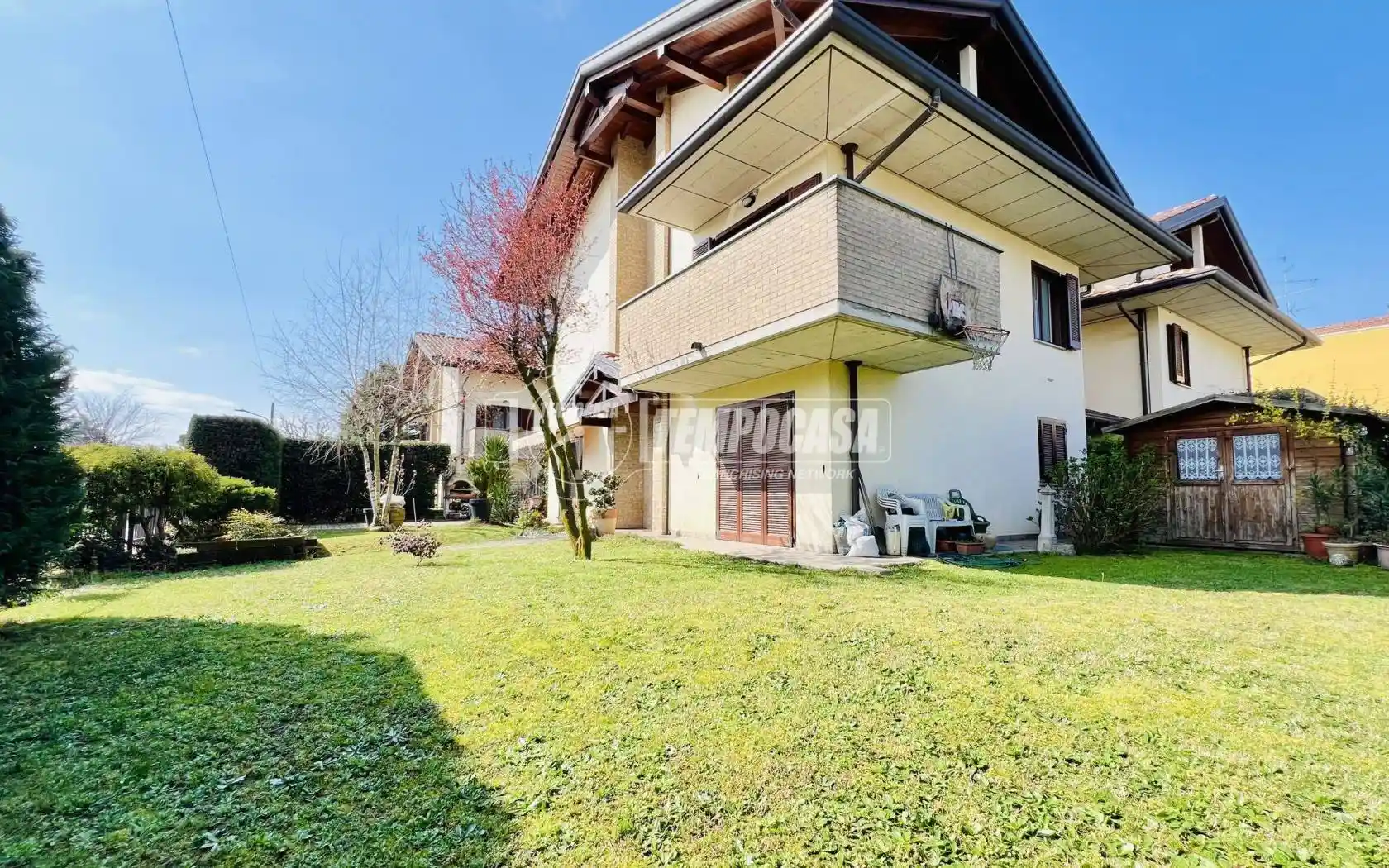 Villa in vendita a Lonate Pozzolo