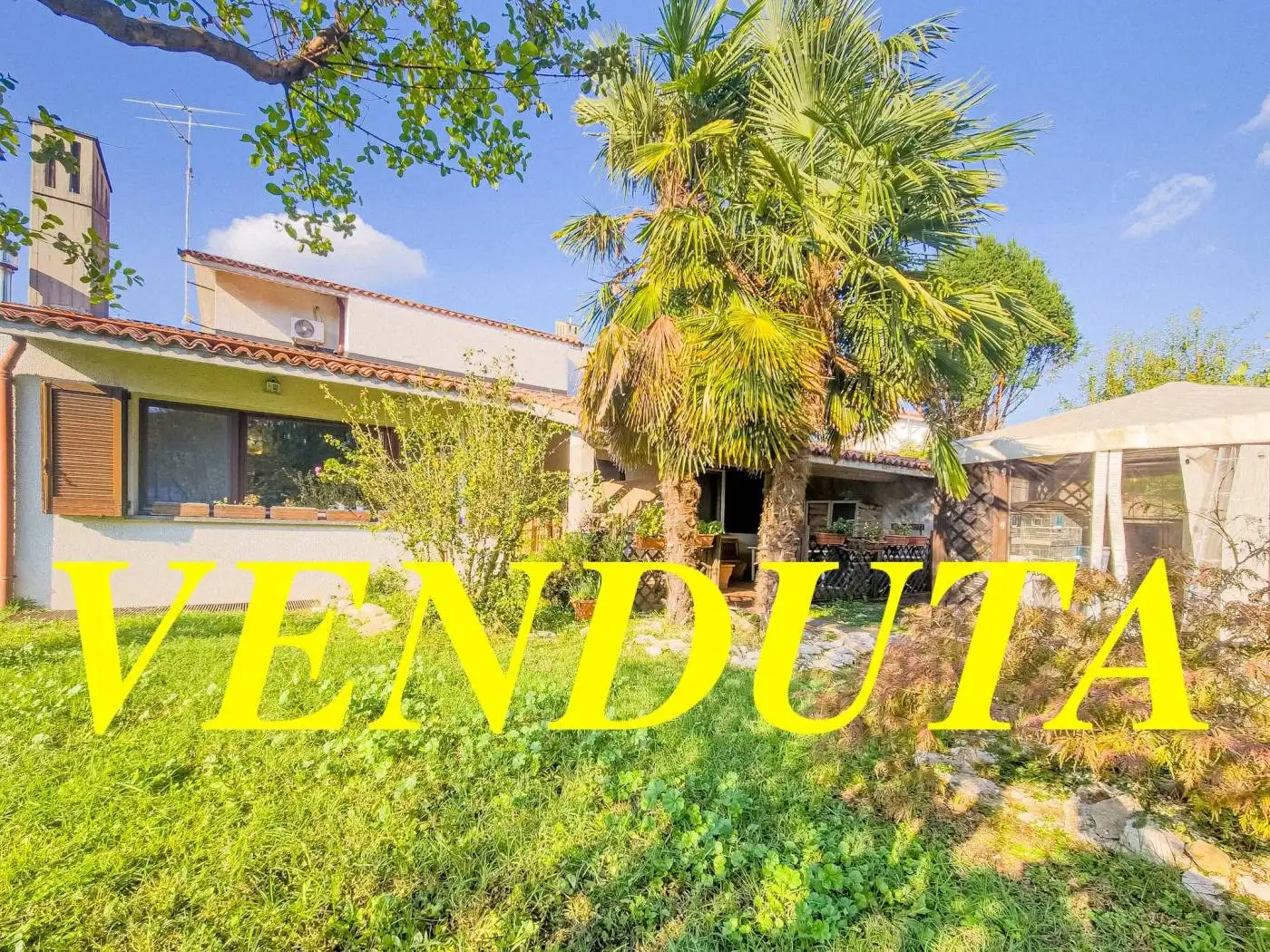 Villa in vendita a Calvenzano