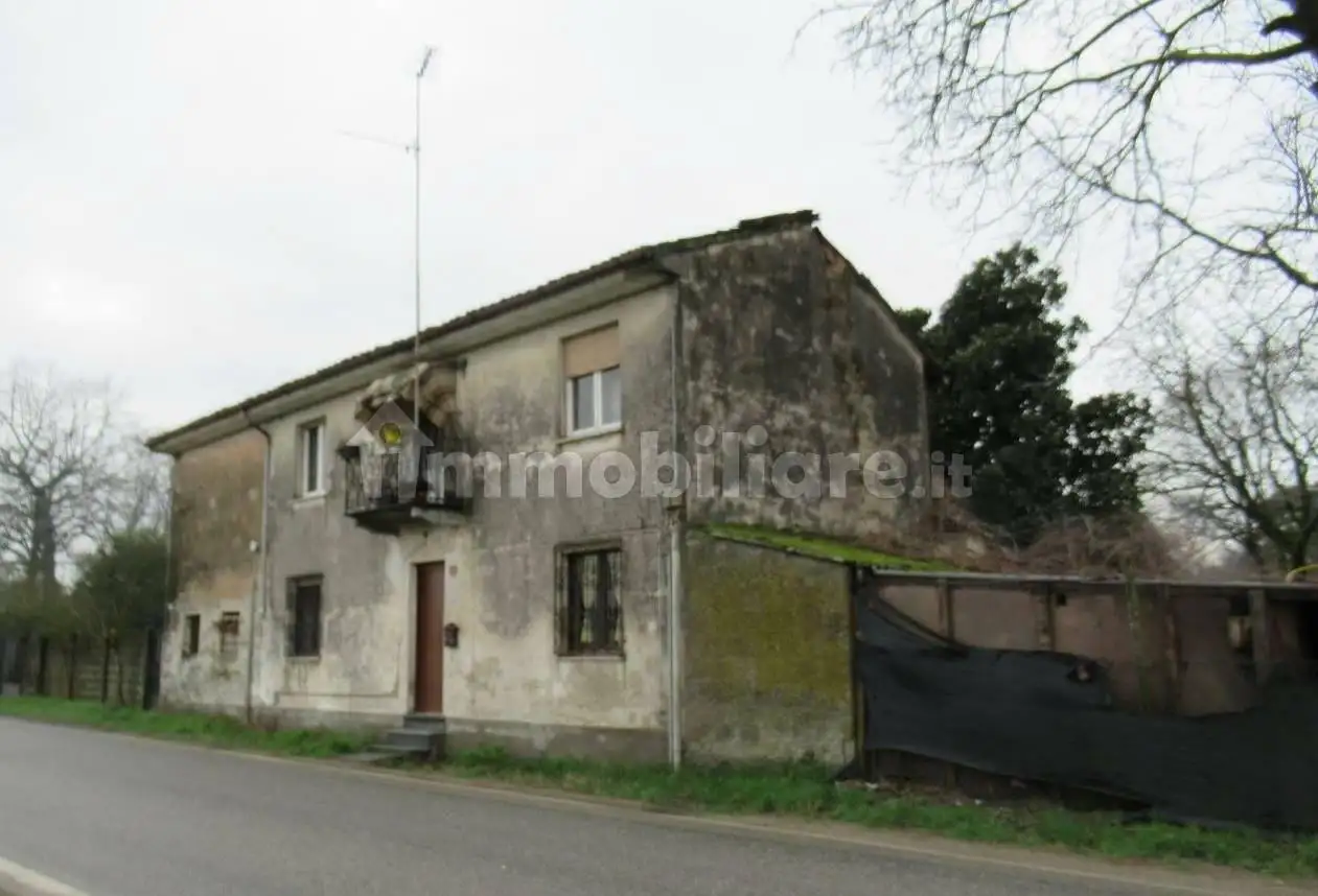 Casa indipendente in asta a Alagna