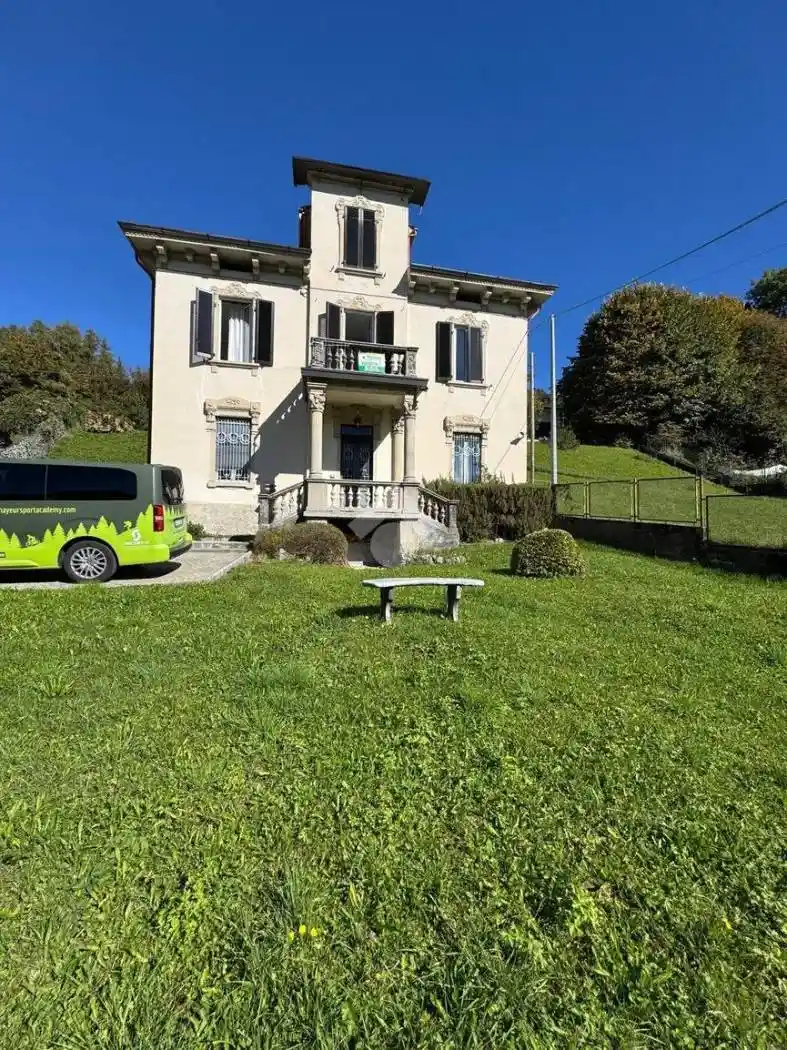 Villa in vendita a Centro Valle Intelvi