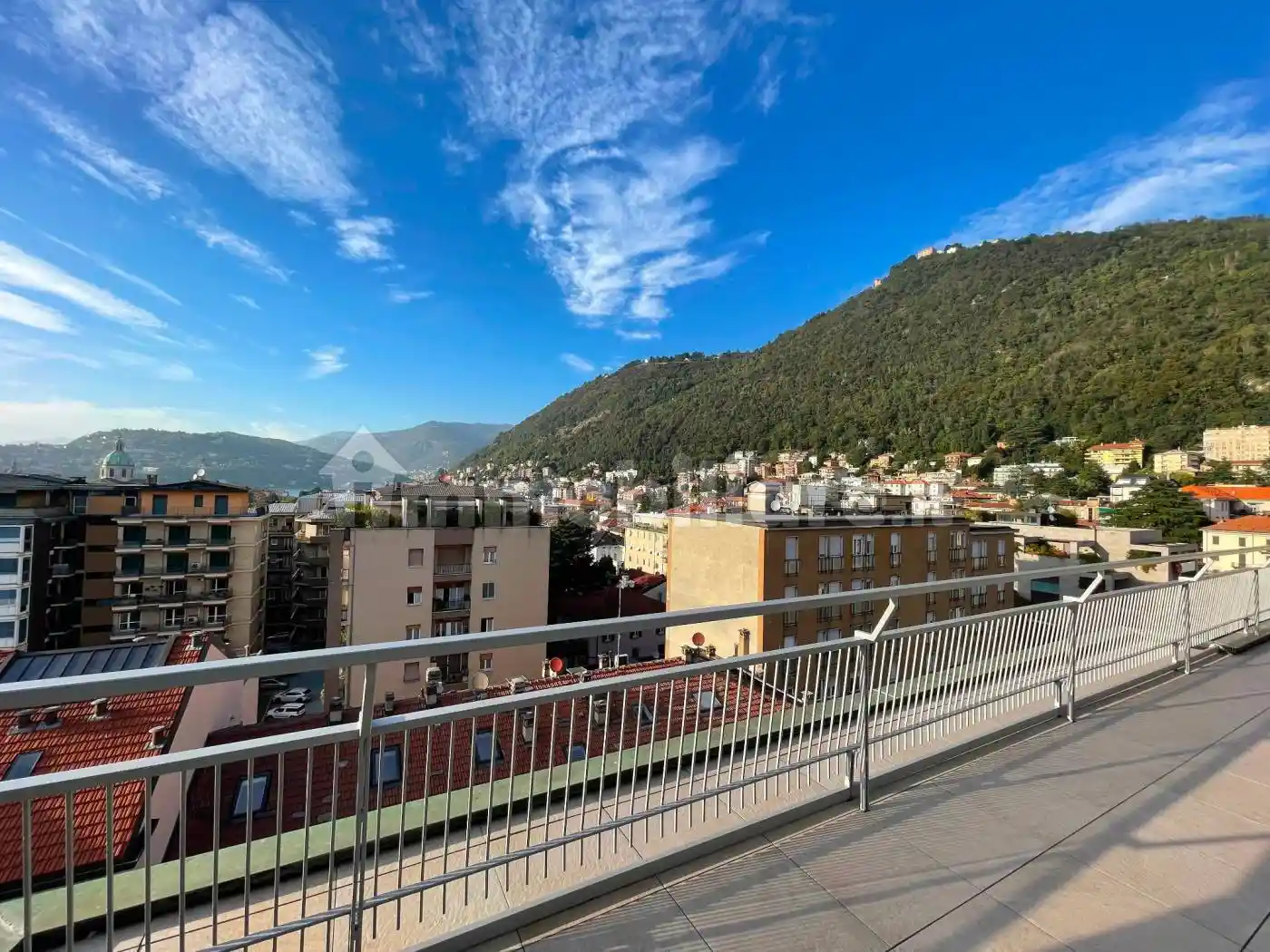 Attico - Mansarda in affitto a Como