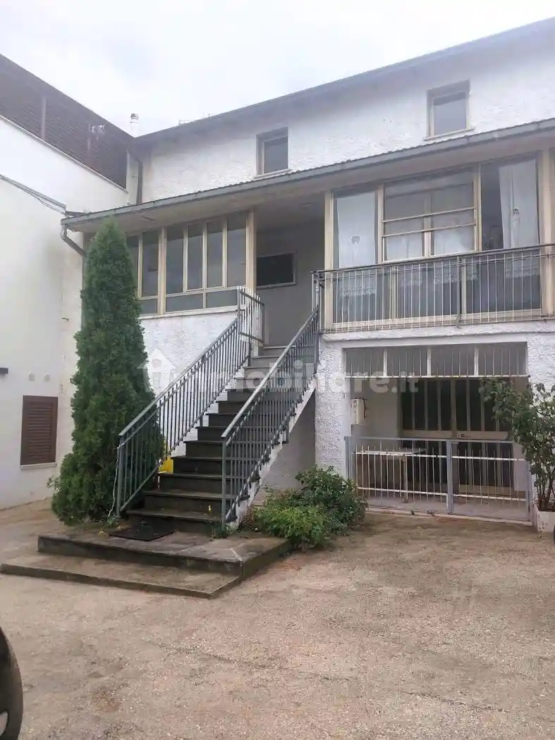 Casa indipendente in vendita a Manoppello