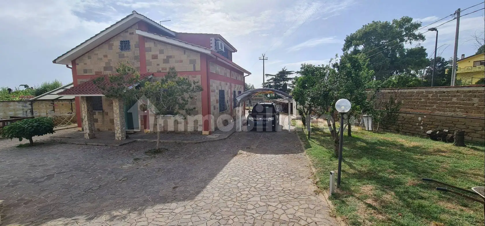 Villa in vendita a Aprilia