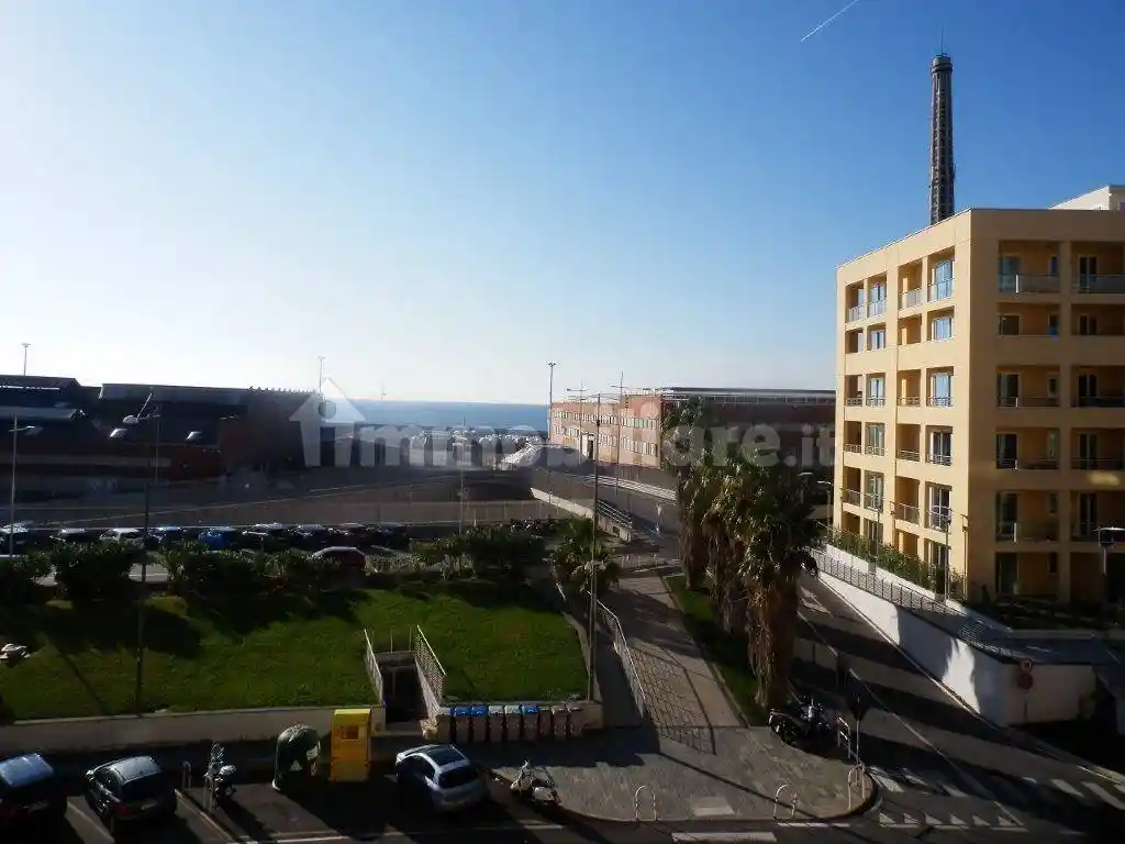 Appartamento in vendita a Savona