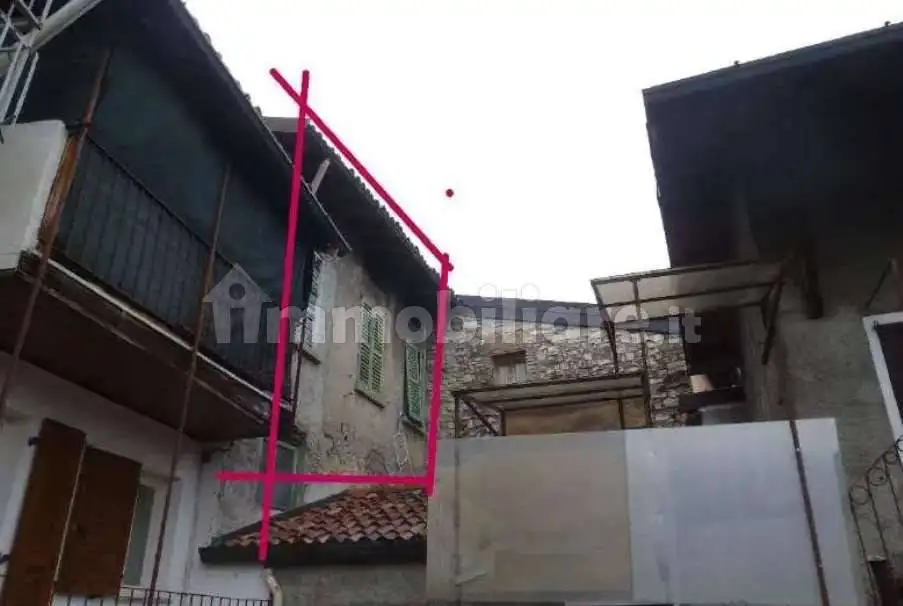 Appartamento in asta a Albavilla