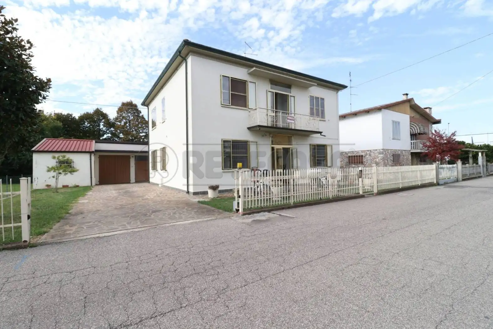 Villa in vendita a Bondeno