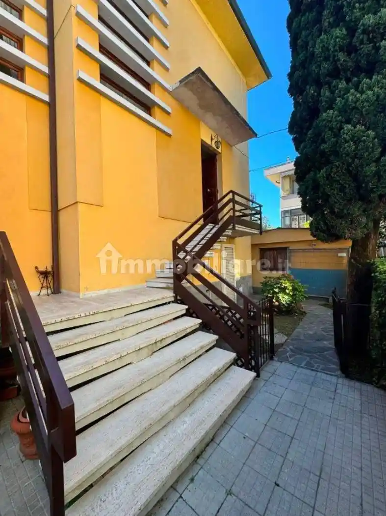 Villa in vendita a Lucca