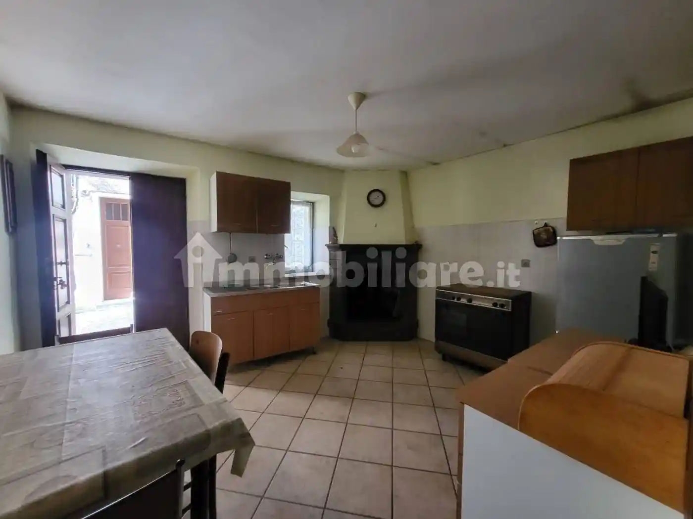 Trilocale piazza Pusterla, Carbognano - foto 4