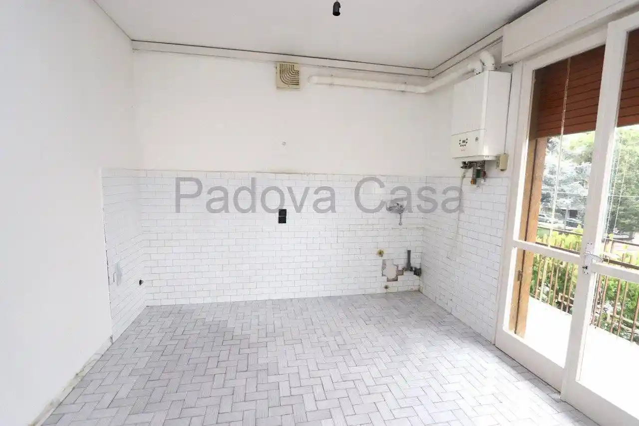 Quadrilocale buono stato, secondo piano, Pontevigodarzere - Isola di Torre, Padova - foto 4