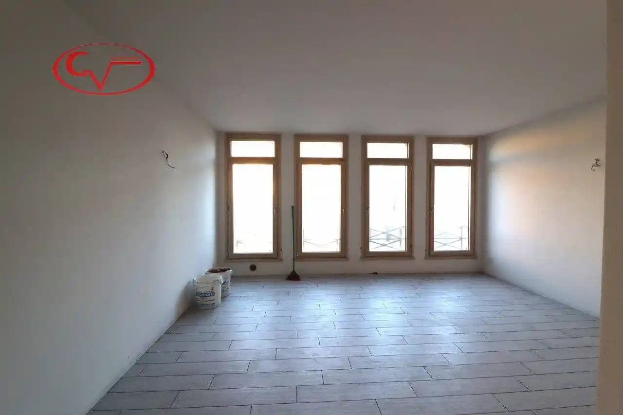 Appartamento in vendita a Montevarchi