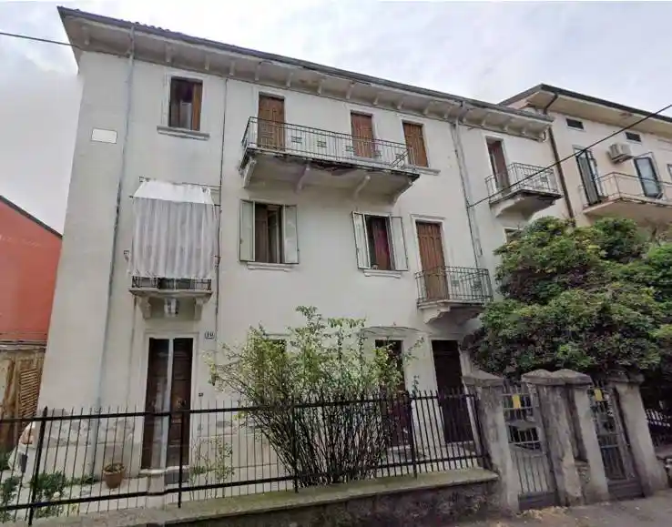 Quadrilocale via Montorio 6, Borgo Venezia, Verona - foto 2