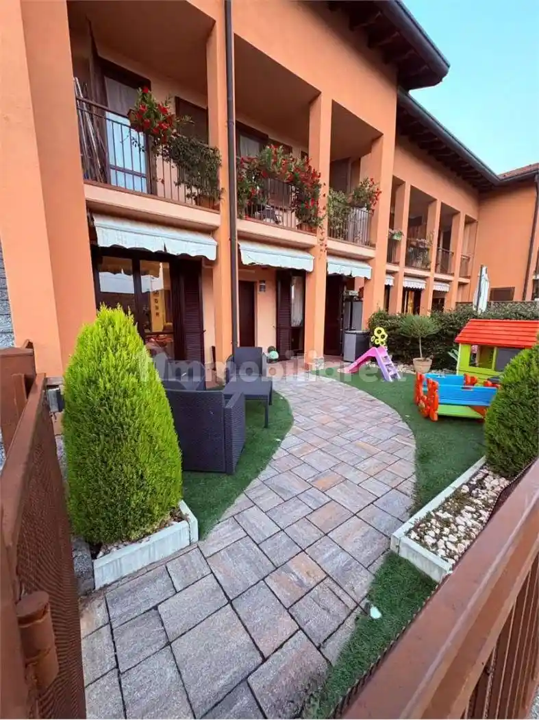 Appartamento in vendita a Olgiate Comasco