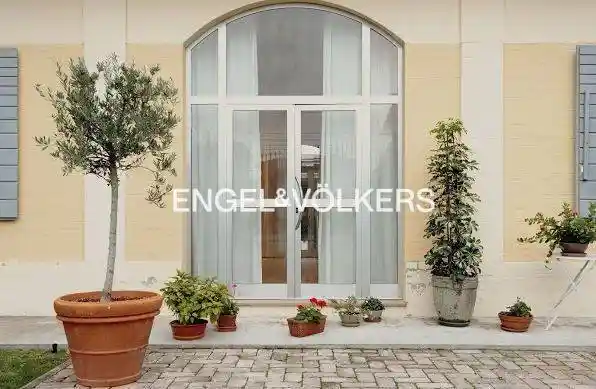 Villa in vendita a Civitanova Marche