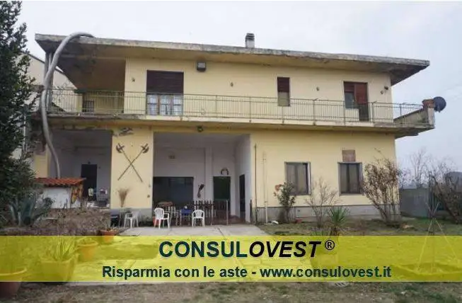 Villa in asta a Vigevano