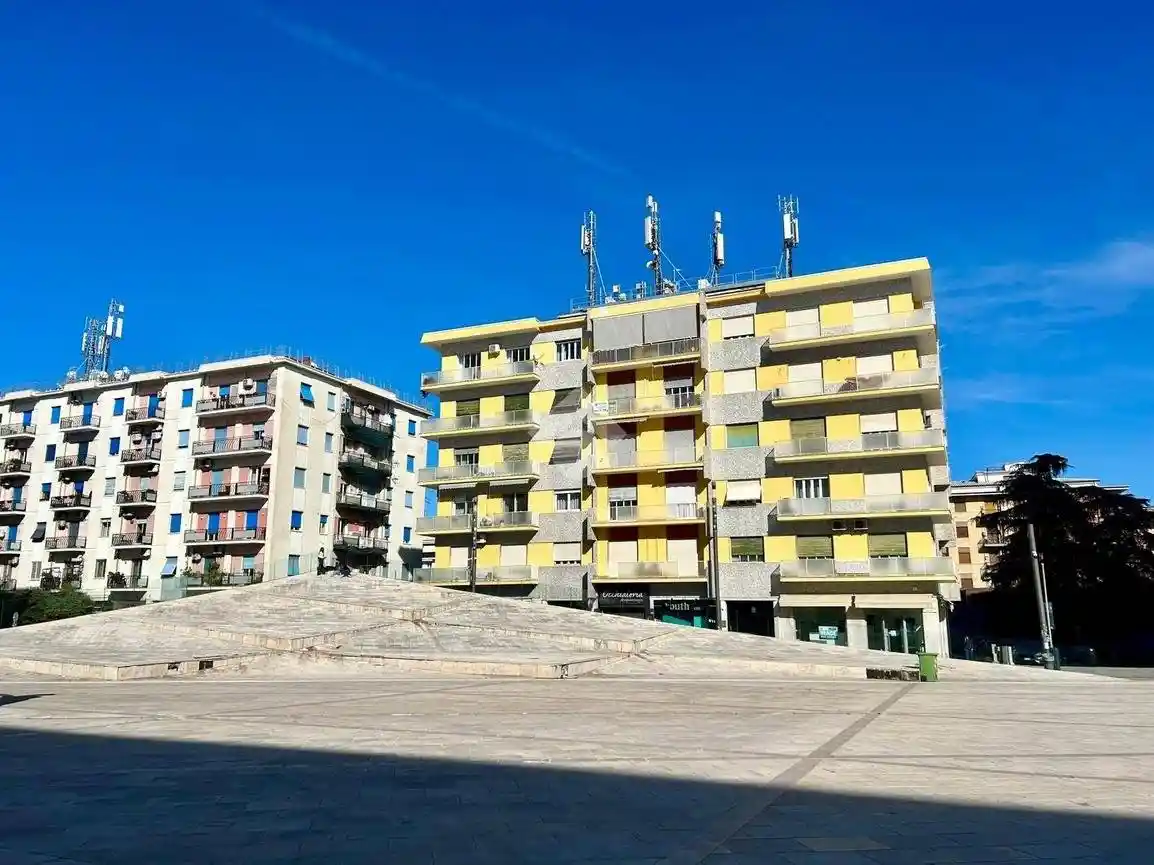Trilocale piazza Carlo Bilotti 43, Centro, Cosenza - foto 3