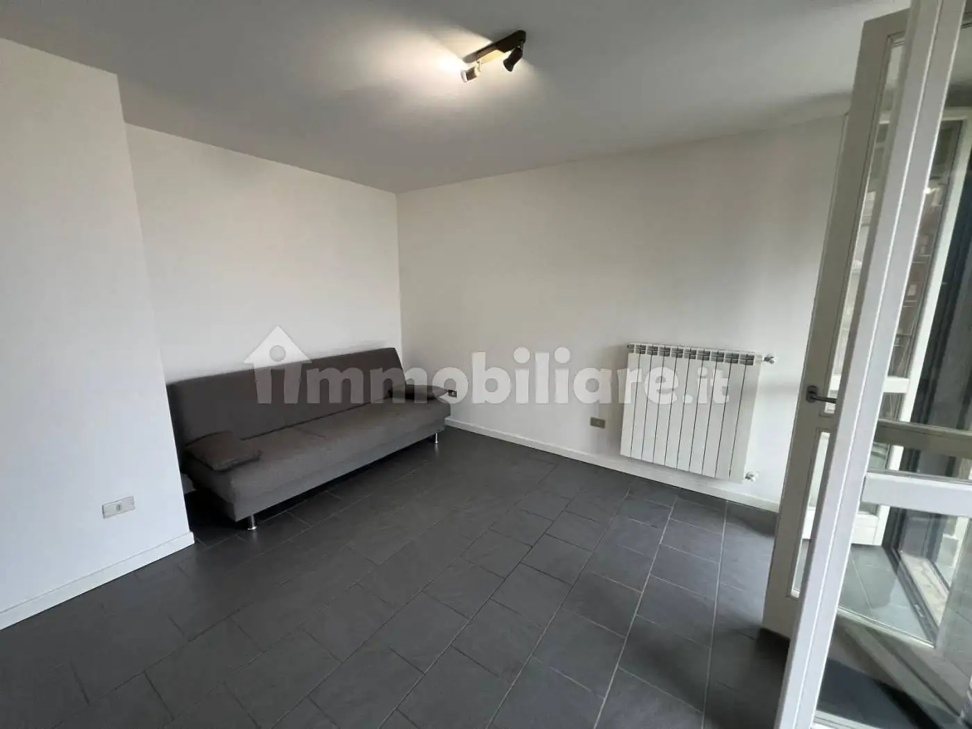 Bilocale via Francesco Valcamonica 44, Semicentro, Vimercate - foto 5