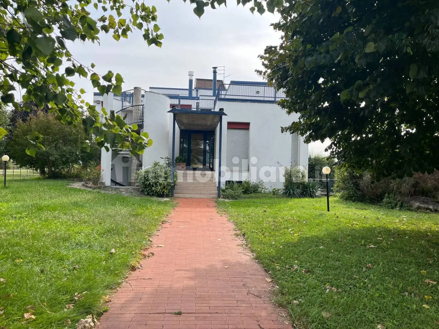 Villa in vendita a Soave