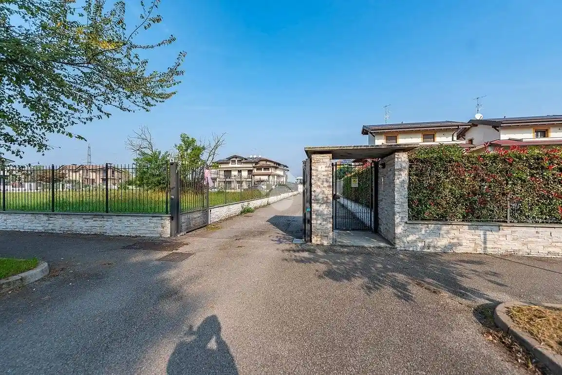 Villa in vendita a Lainate