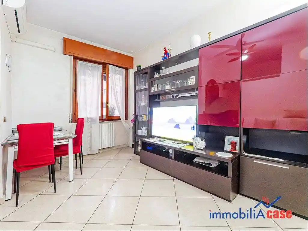 Appartamento in vendita a Limbiate