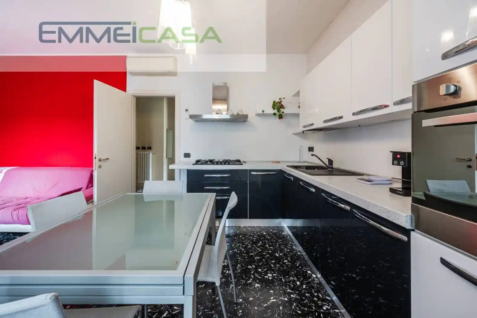 Appartamento in vendita a Modena