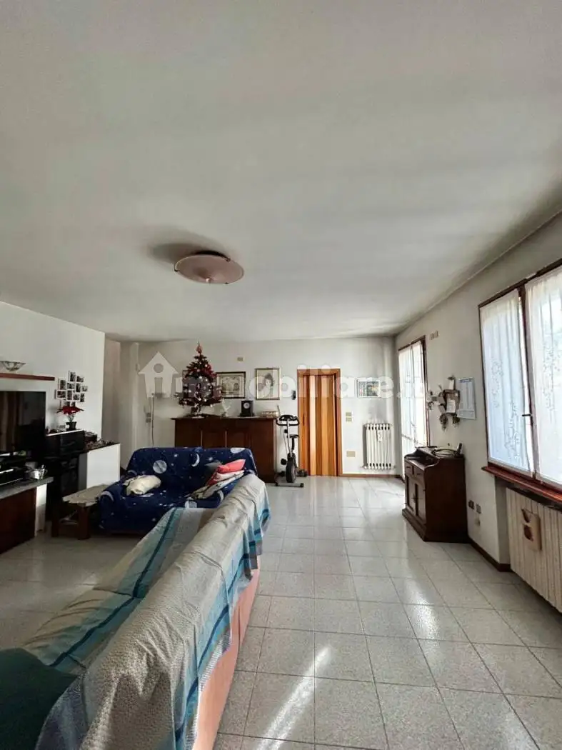 Casa indipendente in vendita a Forlì