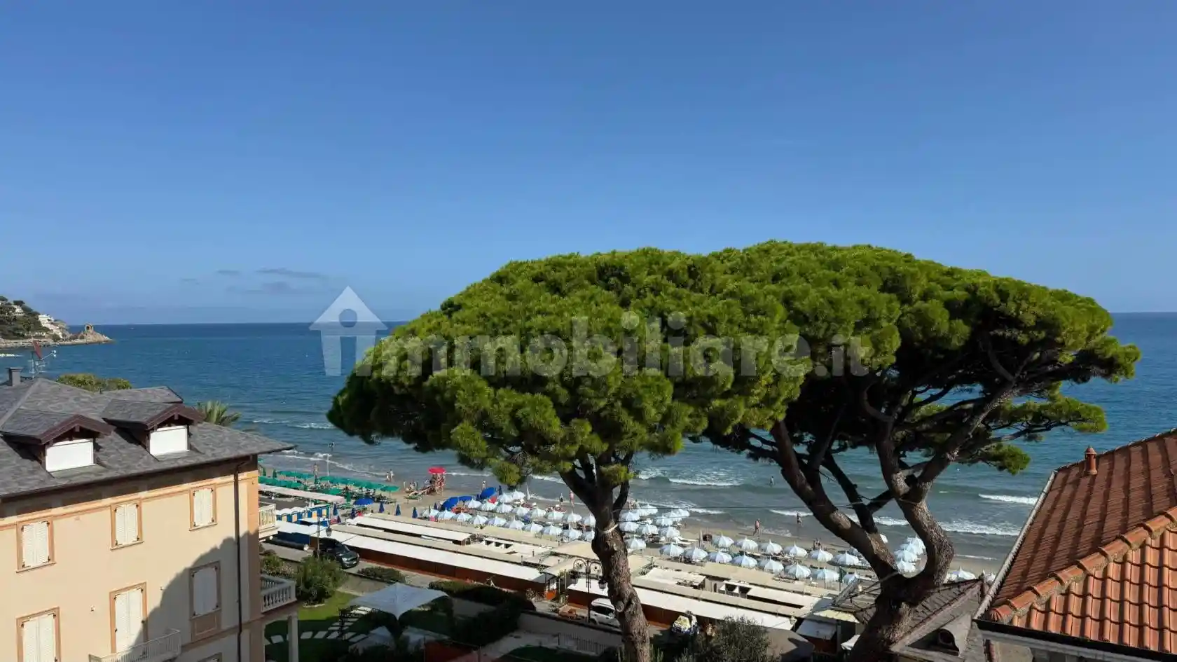 Trilocale via Giuseppe Garibaldi 127, Passeggiata Cadorna, Porto, Alassio - foto 3