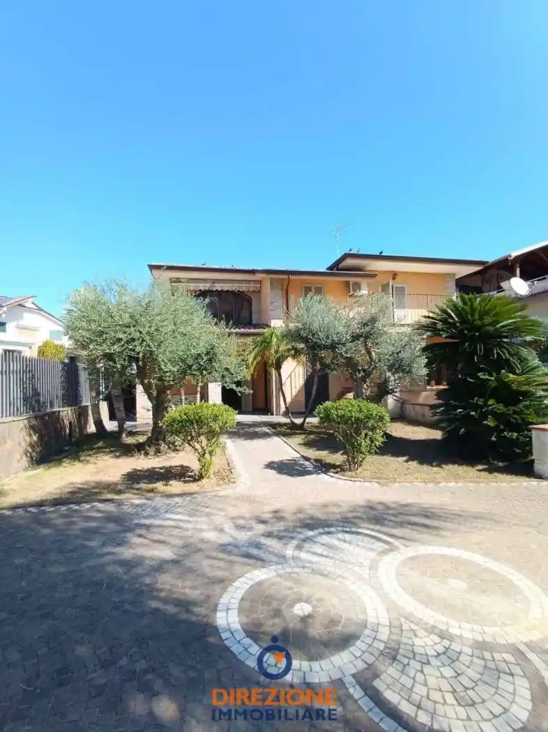 Villa unifamiliare via Benvenuto Cellini 3, Casapesenna - foto 4