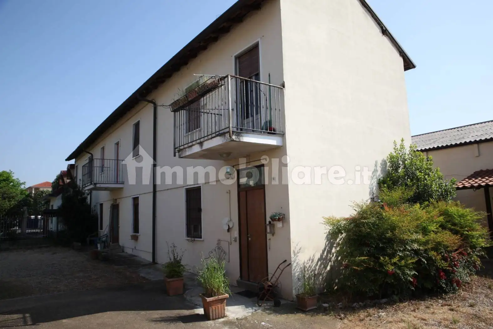 Villa in vendita a Rosate